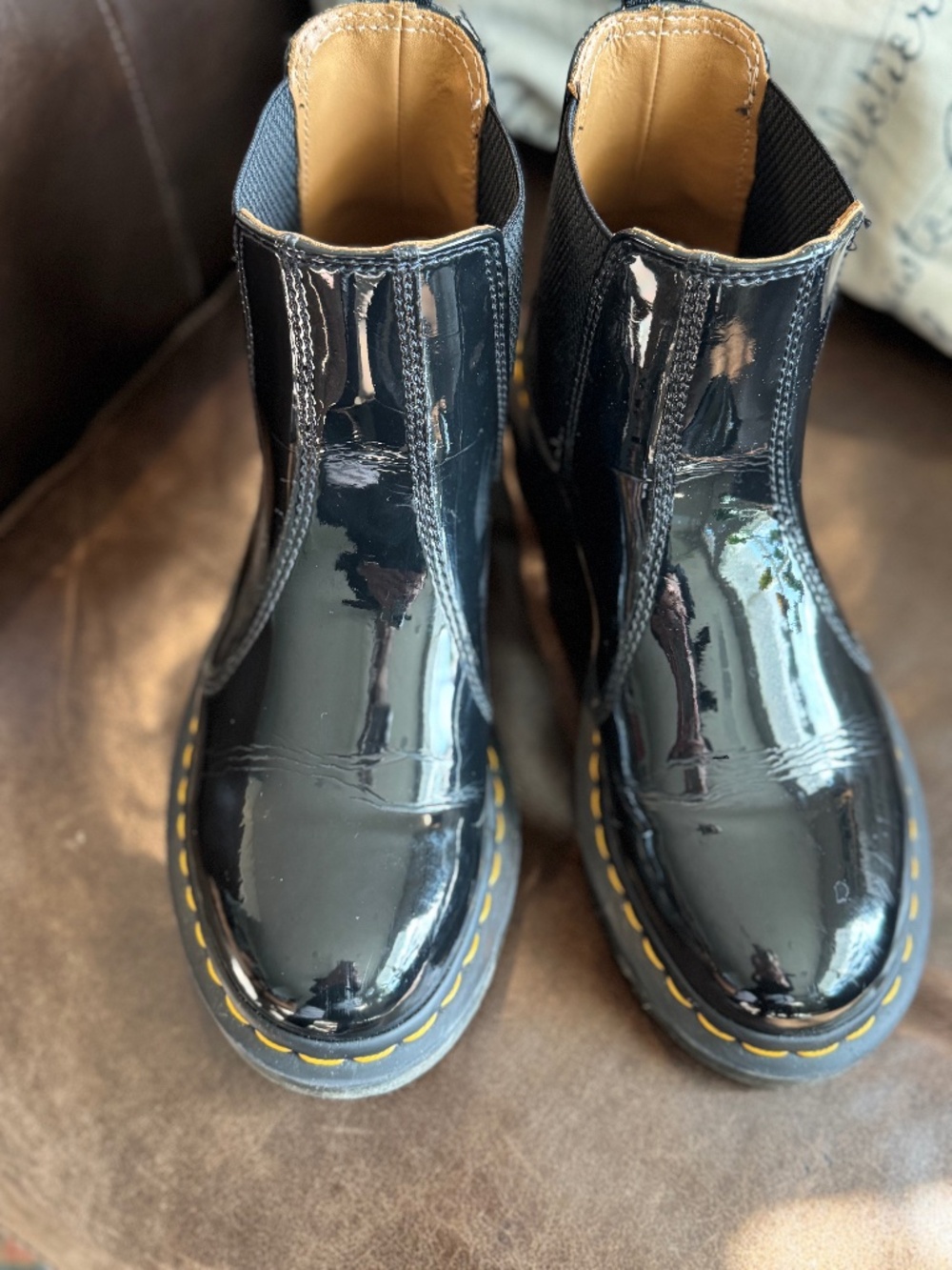 Doc Martens Chelsea Black Patent